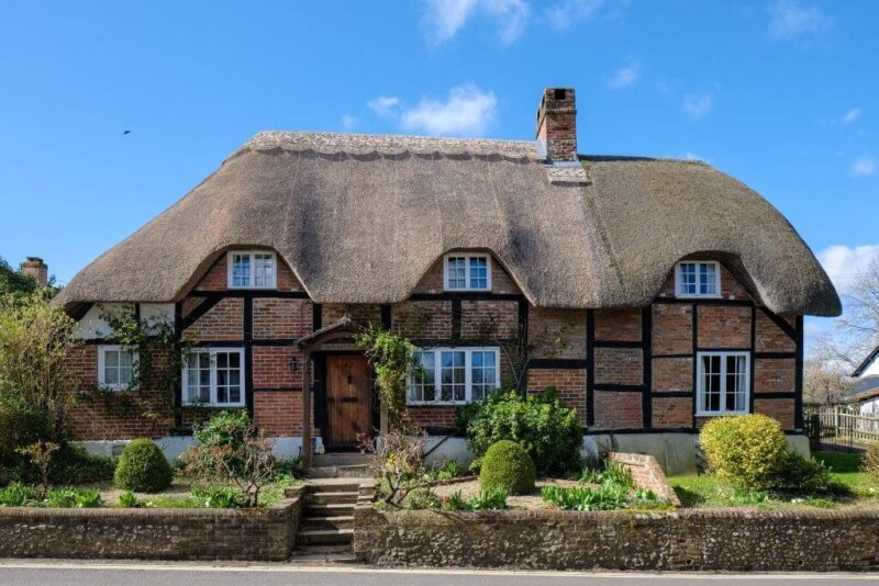 Thatched Roodf Thatched Roofs: Everything You Need To Know | Deluxe House